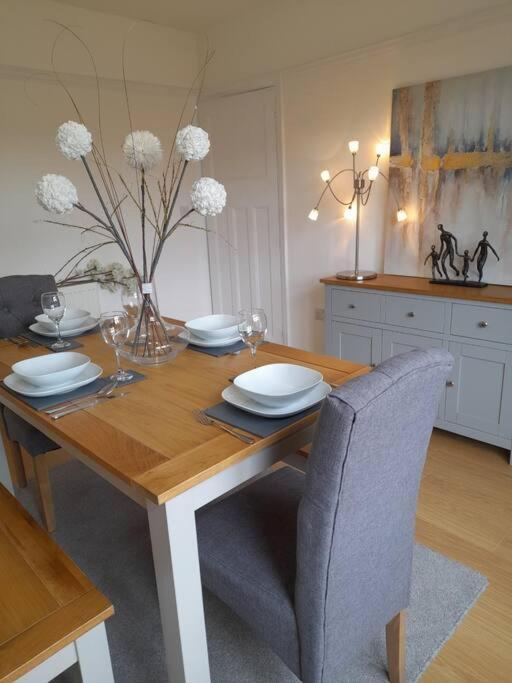 Doctors Lane Stylish 3 Bedroom Family House With Parking Melton Mowbray Eksteriør billede