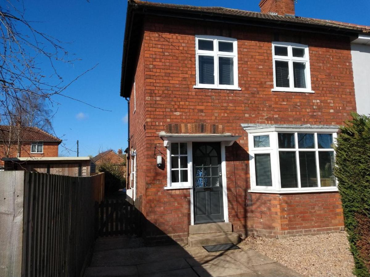 Doctors Lane Stylish 3 Bedroom Family House With Parking Melton Mowbray Eksteriør billede