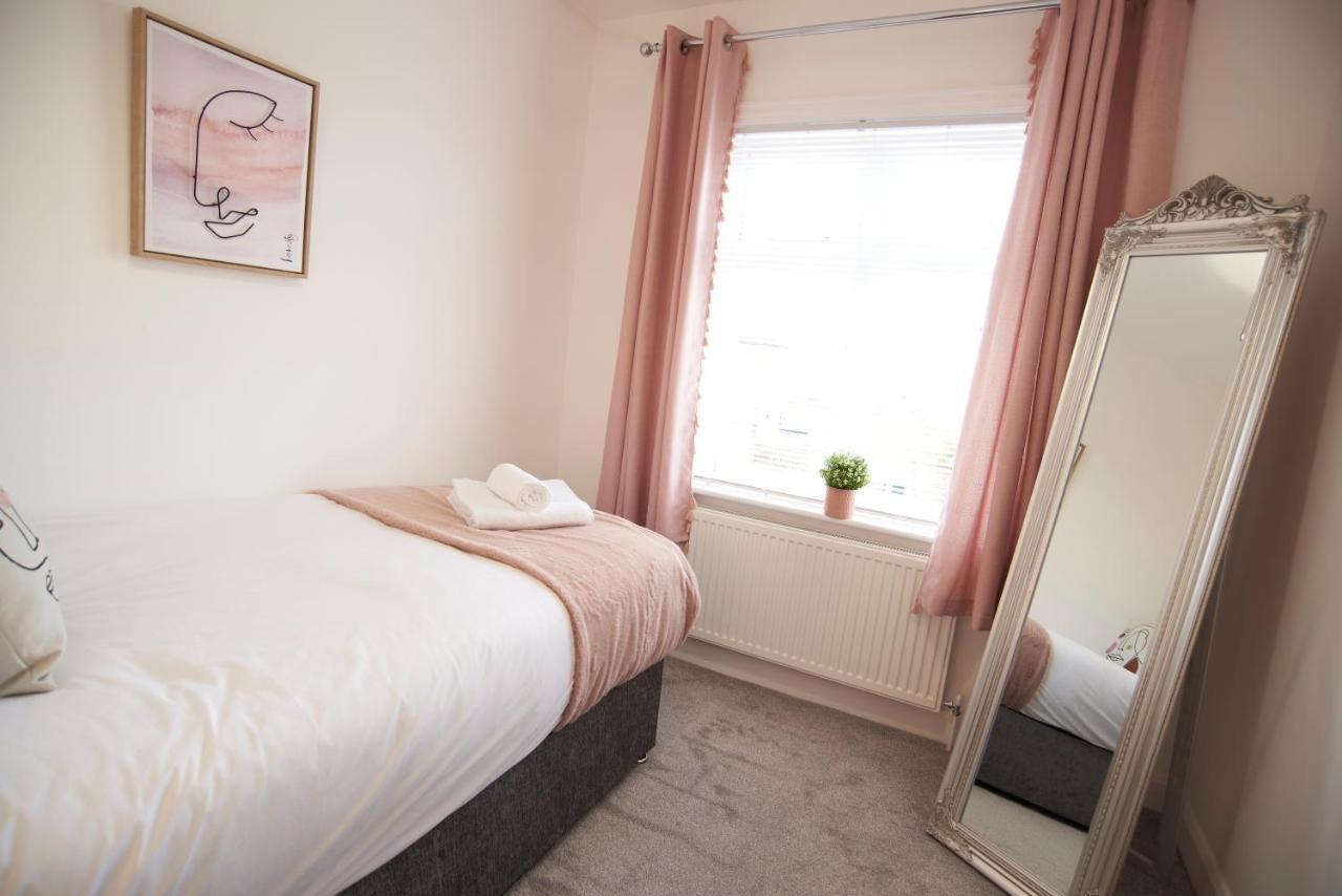 Doctors Lane Stylish 3 Bedroom Family House With Parking Melton Mowbray Eksteriør billede